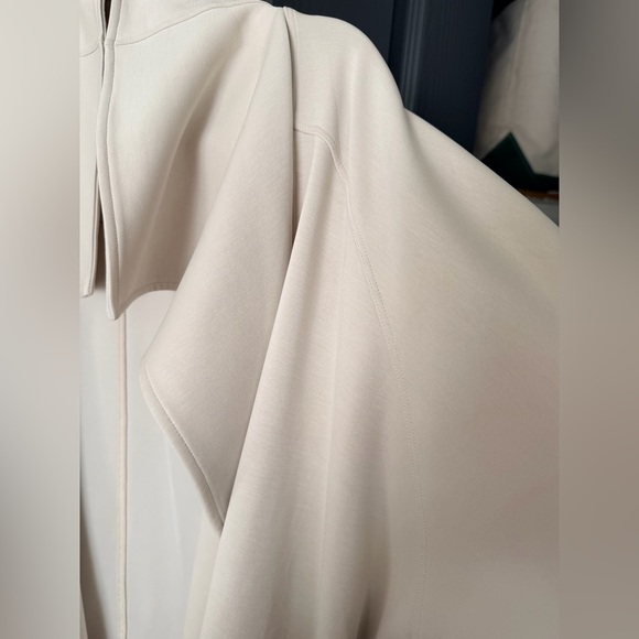 LULULEMON SOFTSTREME BELTED WRAP WHITE OPAL - Picture 3 of 6